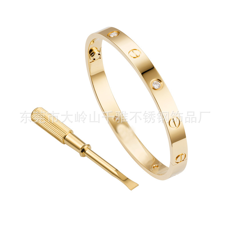 ���؁����P����C 18K�������C